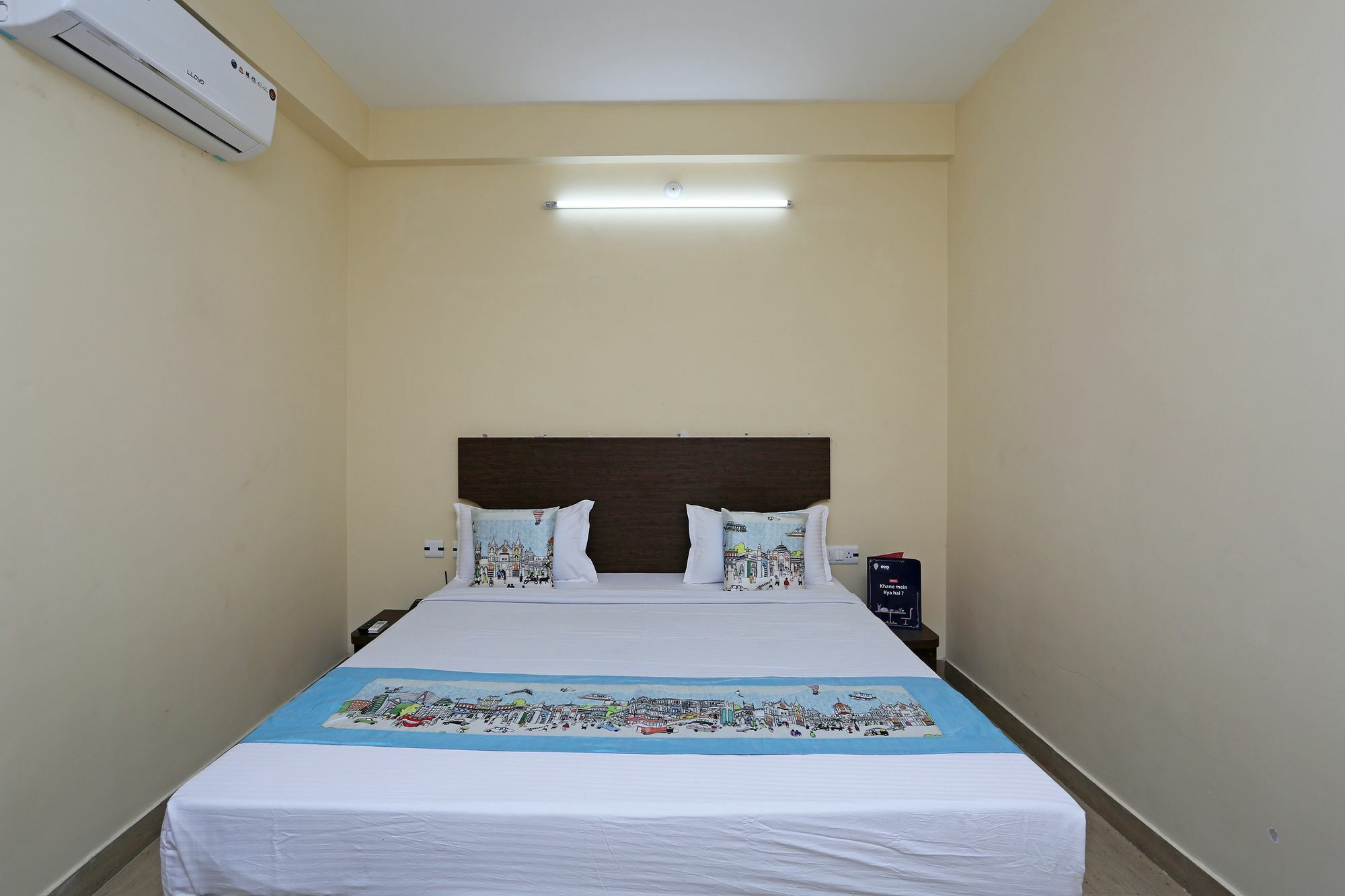 Oyo 11343 Hotel Sai International บูบันเนสชวาร์ ภายนอก รูปภาพ